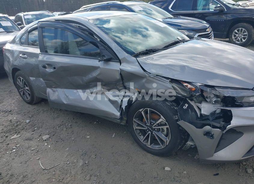 Photo 6 of 2024 Kia Forte LXS (VIN 3KPF24AD8RE722804)