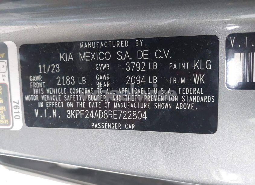 Photo 9 of 2024 Kia Forte LXS (VIN 3KPF24AD8RE722804)
