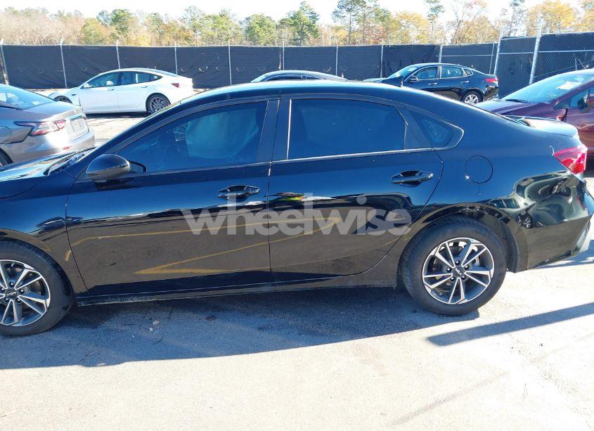 Photo 14 of 2024 Kia Forte LXS (VIN 3KPF24AD8RE723046)