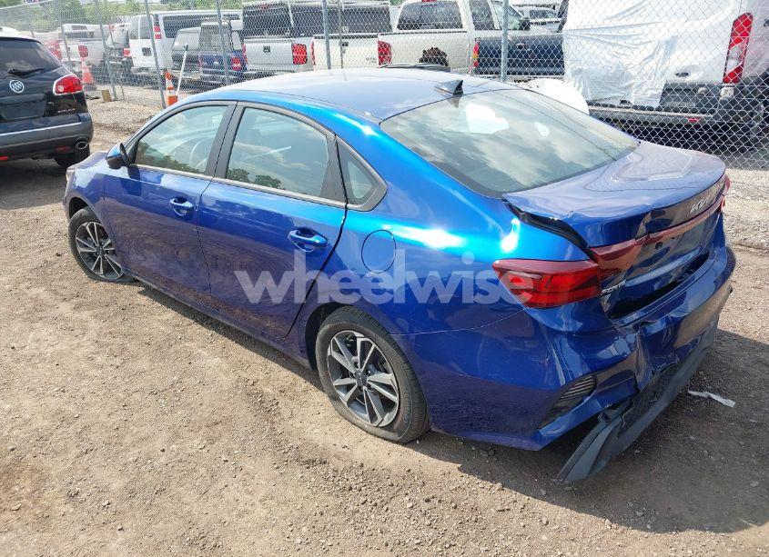 Photo 3 of 2024 Kia Forte LXS (VIN 3KPF24AD8RE737349)