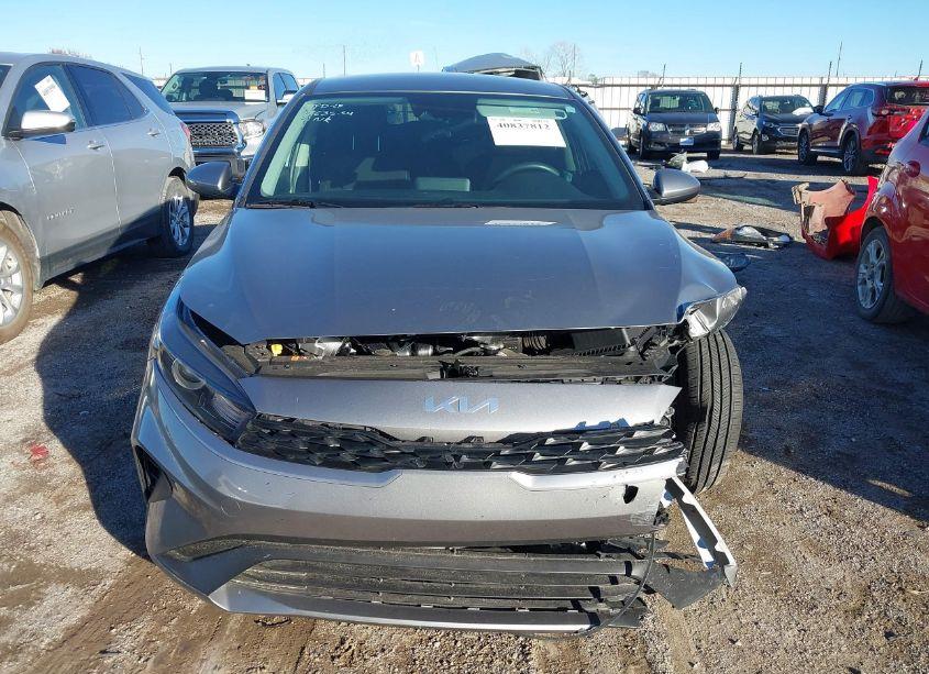 Photo 12 of 2024 Kia Forte LXS (VIN 3KPF24AD8RE747198)