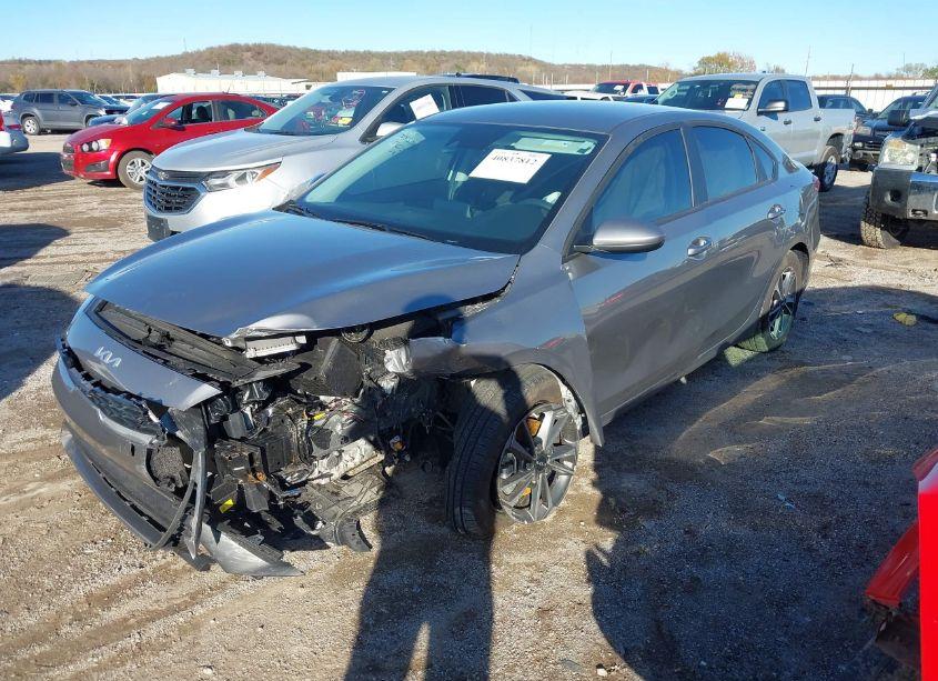 Photo 2 of 2024 Kia Forte LXS (VIN 3KPF24AD8RE747198)