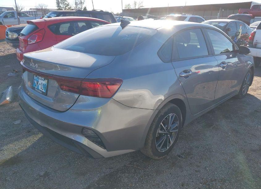 Photo 4 of 2024 Kia Forte LXS (VIN 3KPF24AD8RE747198)