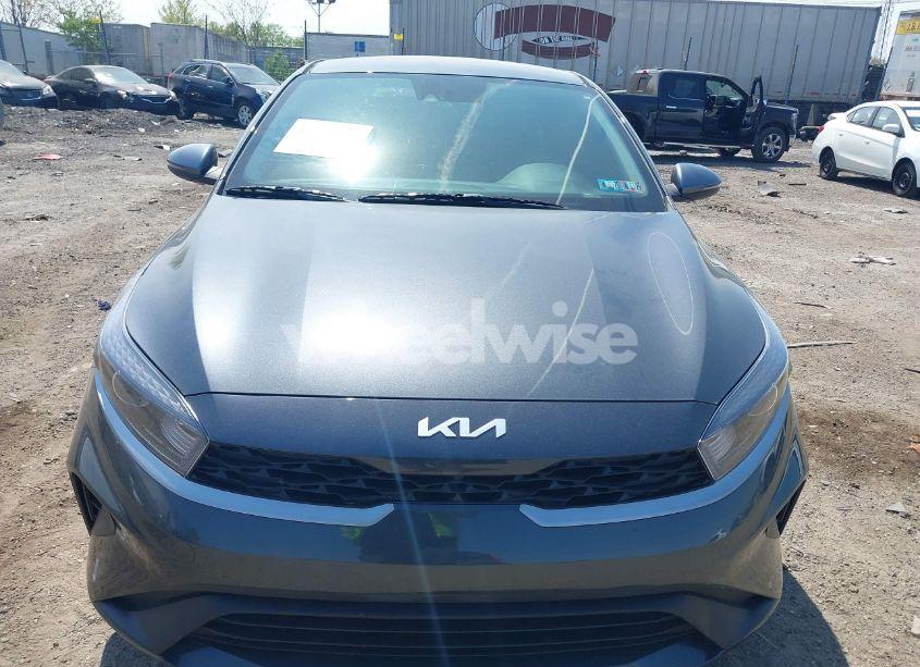 Photo 12 of 2024 Kia Forte LXS (VIN 3KPF24AD8RE762302)