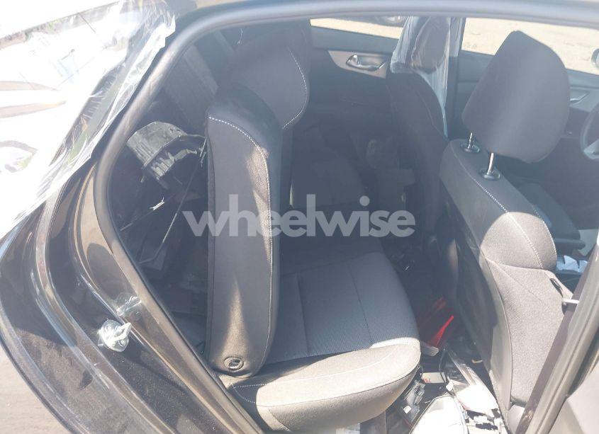 Photo 8 of 2024 Kia Forte LXS (VIN 3KPF24AD8RE762302)