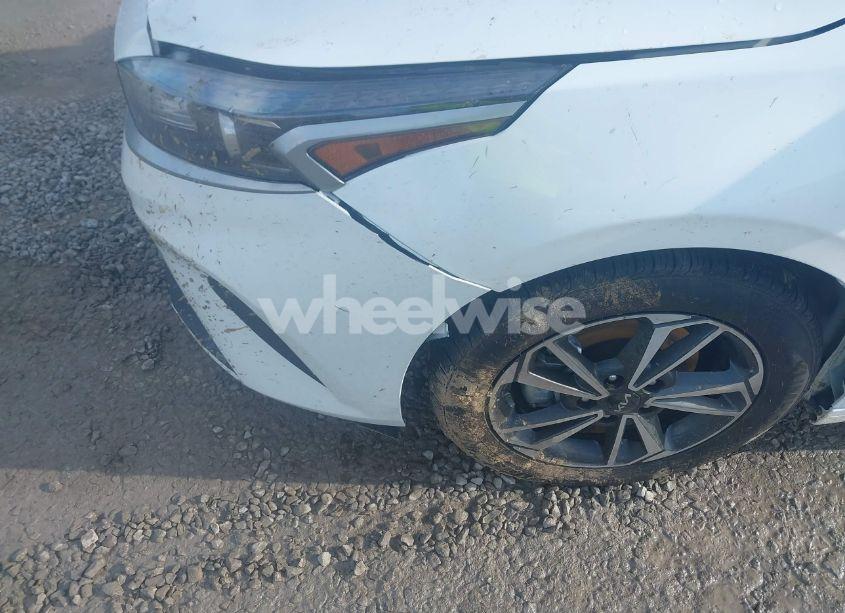 Photo 6 of 2024 Kia Forte LXS (VIN 3KPF24AD8RE763837)