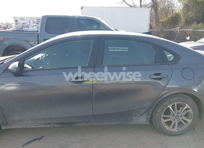 Photo 14 of 2024 Kia Forte LXS (VIN 3KPF24AD8RE784820)
