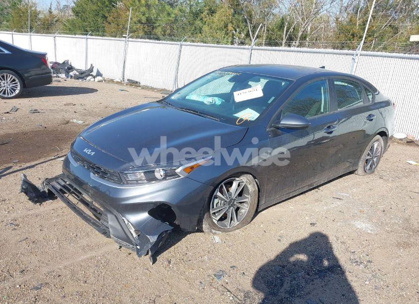 Photo 2 of 2024 Kia Forte LXS (VIN 3KPF24AD8RE793792)