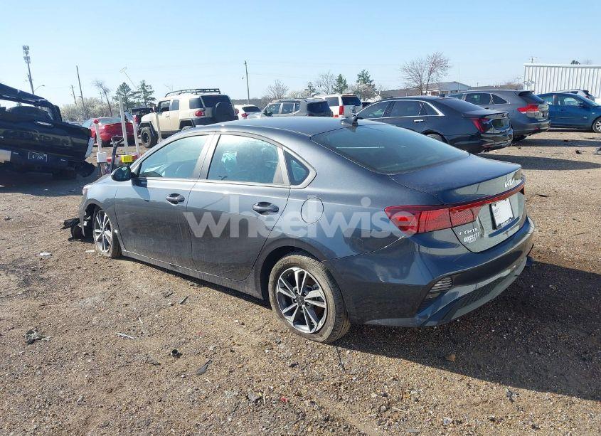 Photo 3 of 2024 Kia Forte LXS (VIN 3KPF24AD8RE793792)