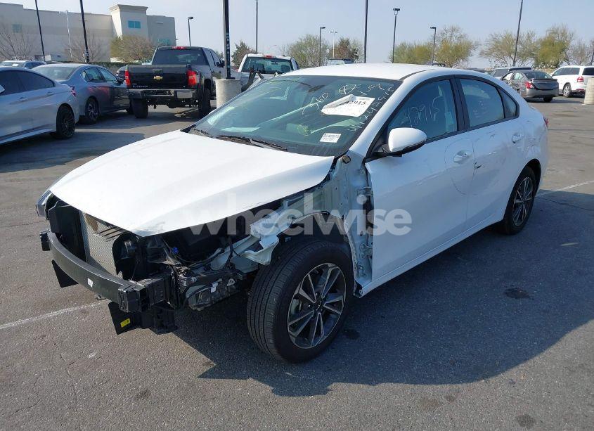 Photo 2 of 2024 Kia Forte LXS (VIN 3KPF24AD8RE795686)