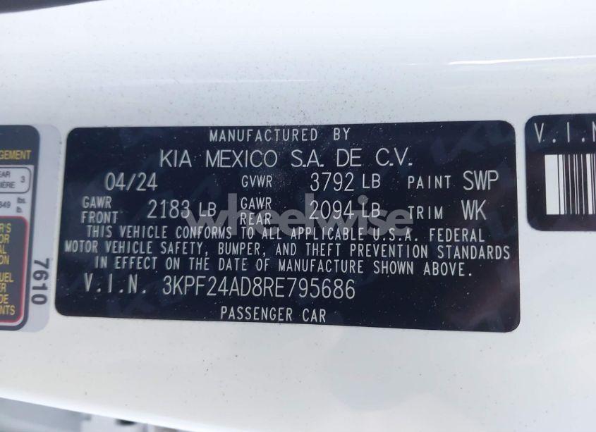 Photo 9 of 2024 Kia Forte LXS (VIN 3KPF24AD8RE795686)