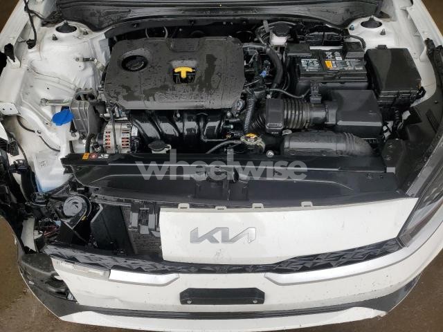 Photo 4 of 2024 KIA FORTE LX (VIN 3KPF24AD8RE807822)