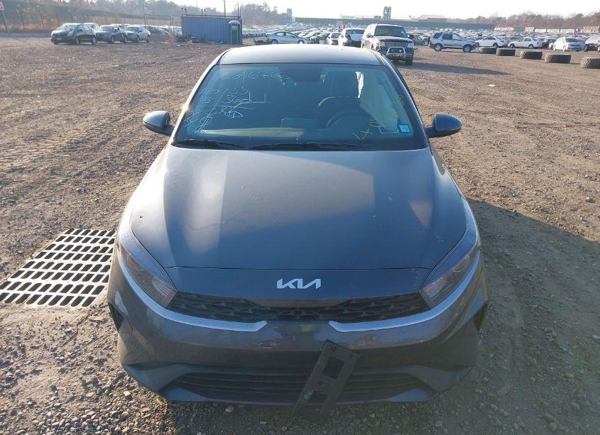 Photo 12 of 2024 Kia Forte LXS (VIN 3KPF24AD8RE810218)