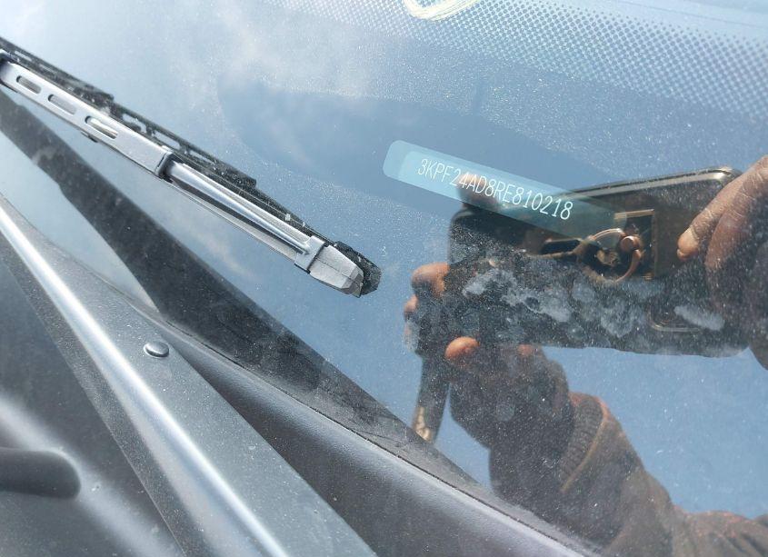 Photo 9 of 2024 Kia Forte LXS (VIN 3KPF24AD8RE810218)