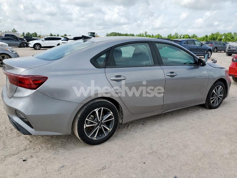 Photo 8 of 2024 KIA FORTE LX (VIN 3KPF24AD8RE815922)