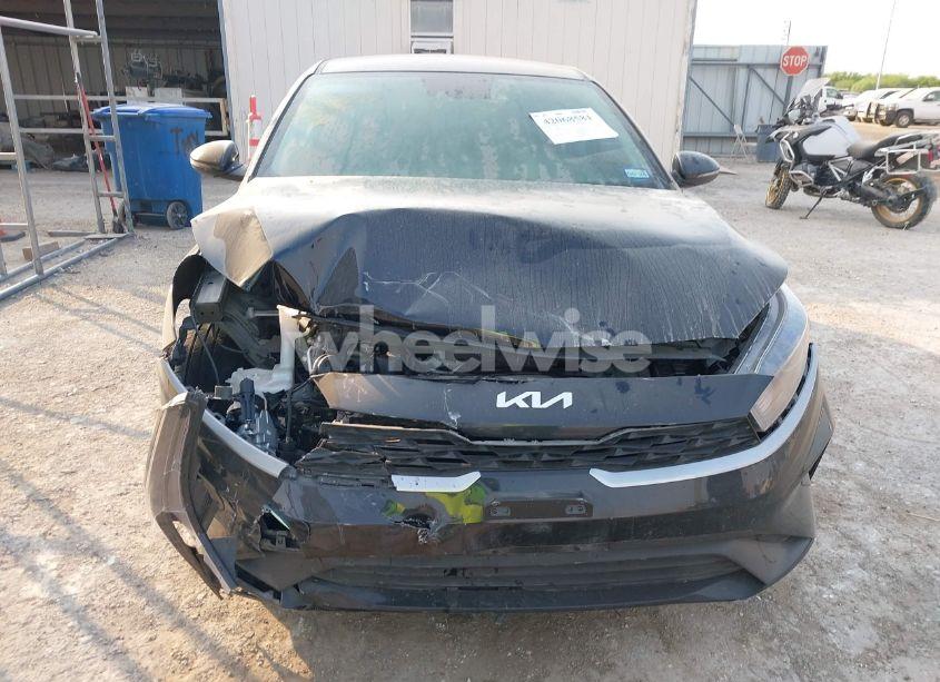 Photo 13 of 2024 Kia Forte LXS (VIN 3KPF24AD8RE824815)