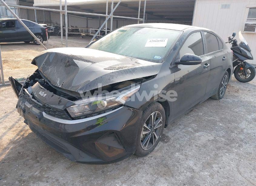 Photo 2 of 2024 Kia Forte LXS (VIN 3KPF24AD8RE824815)