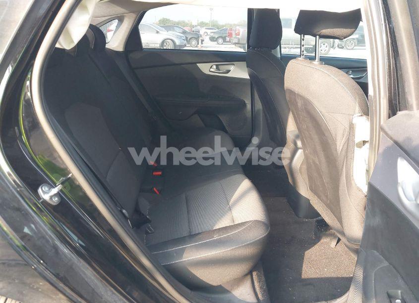 Photo 8 of 2024 Kia Forte LXS (VIN 3KPF24AD8RE824815)