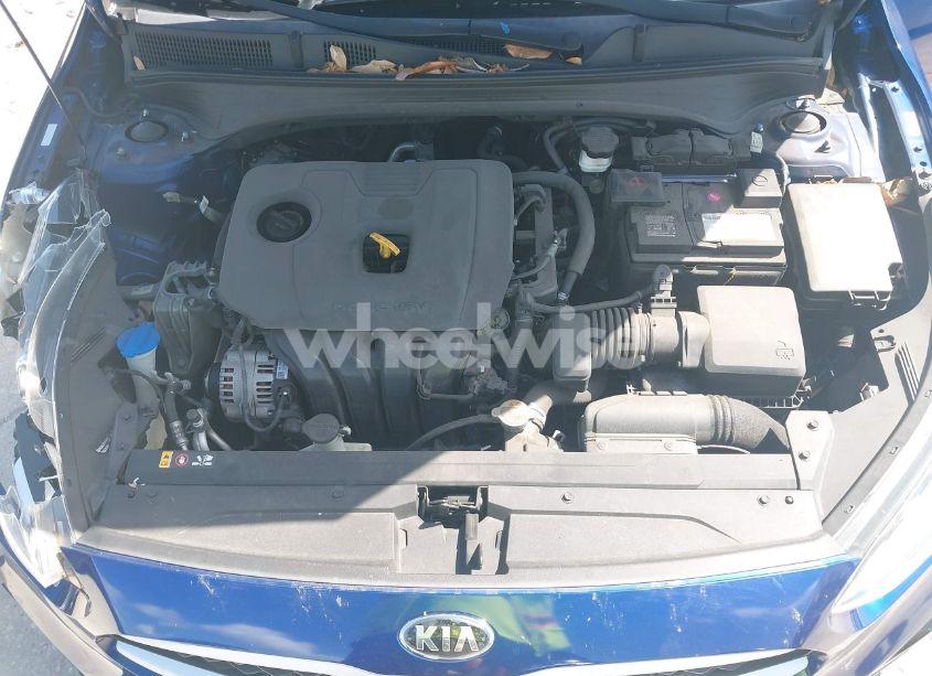 Photo 10 of 2019 Kia Forte LXS (VIN 3KPF24AD9KE006337)