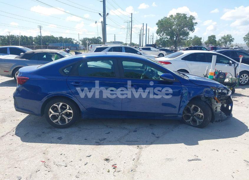 Photo 13 of 2019 Kia Forte LXS (VIN 3KPF24AD9KE006337)