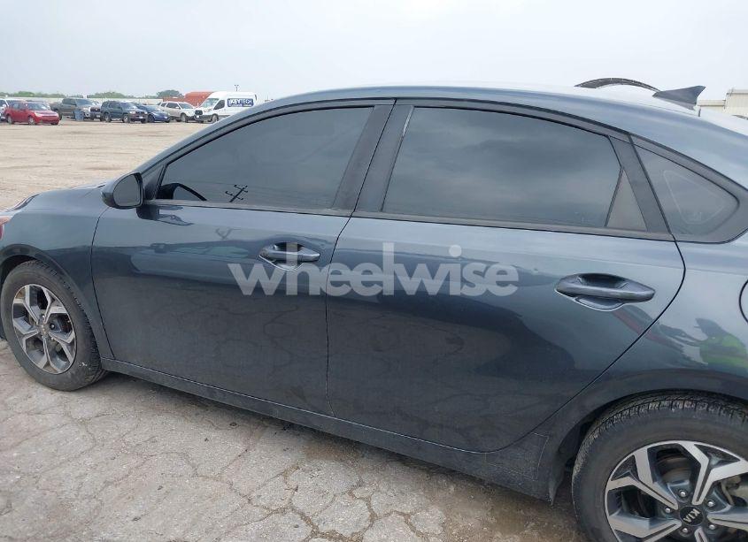 Photo 14 of 2019 Kia Forte LXS (VIN 3KPF24AD9KE036213)