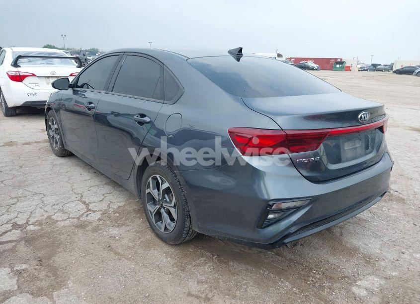 Photo 3 of 2019 Kia Forte LXS (VIN 3KPF24AD9KE036213)