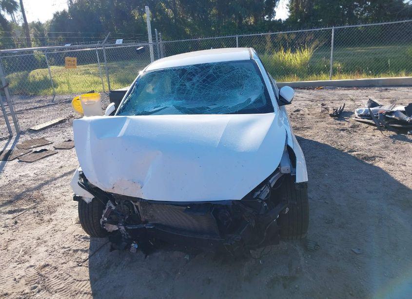 Photo 13 of 2019 Kia Forte LXS (VIN 3KPF24AD9KE042190)