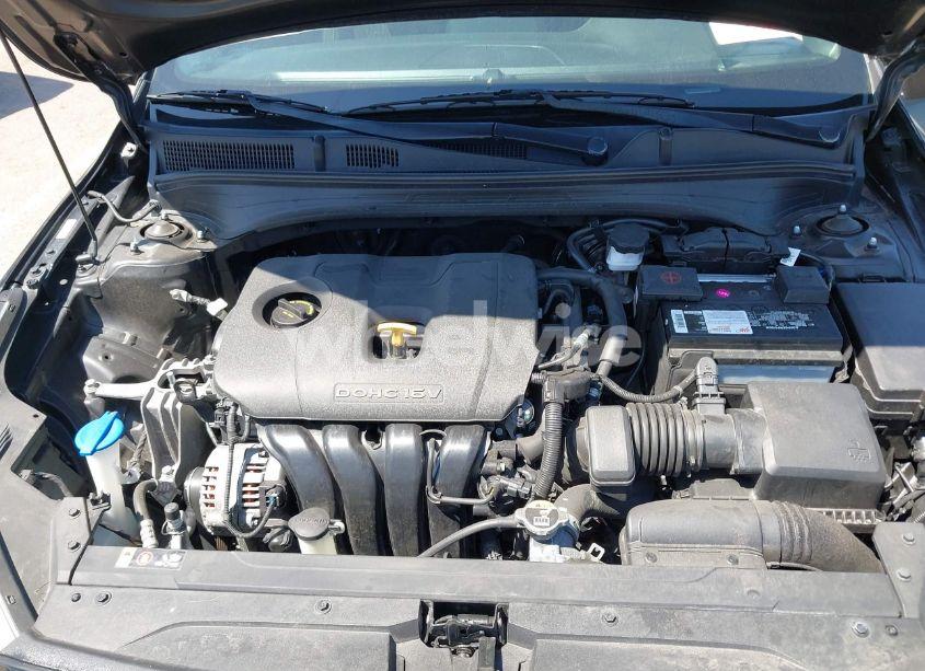 Photo 10 of 2019 Kia Forte LXS (VIN 3KPF24AD9KE070247)