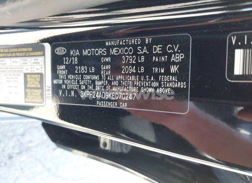 Photo 9 of 2019 Kia Forte LXS (VIN 3KPF24AD9KE070247)