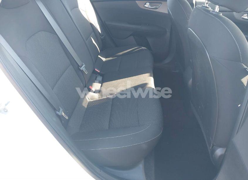 Photo 8 of 2019 Kia Forte LXS (VIN 3KPF24AD9KE095228)
