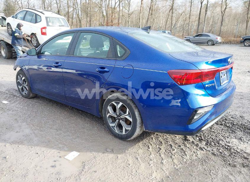 Photo 3 of 2020 Kia Forte LXS (VIN 3KPF24AD9LE161097)