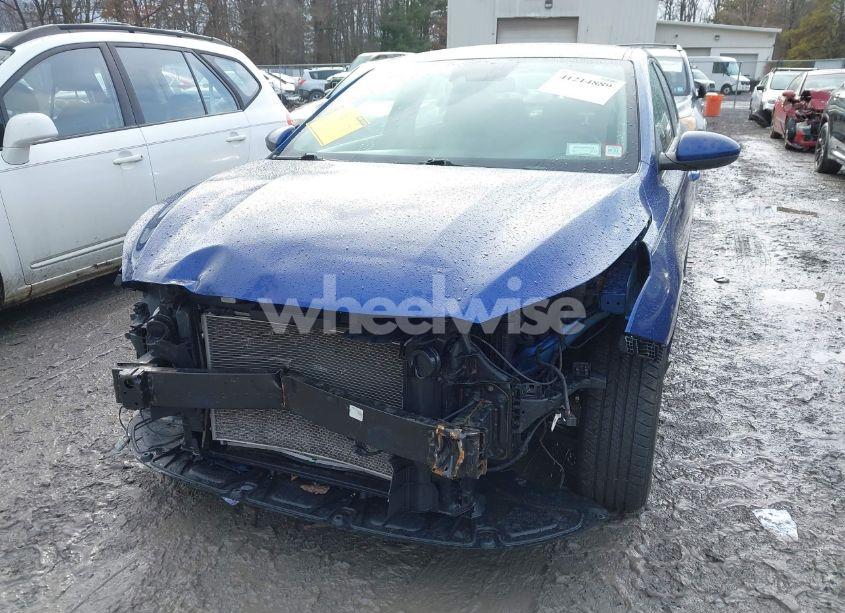 Photo 6 of 2020 Kia Forte LXS (VIN 3KPF24AD9LE161097)