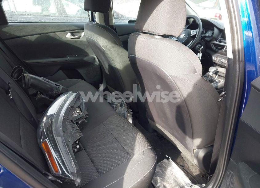 Photo 8 of 2020 Kia Forte LXS (VIN 3KPF24AD9LE161097)