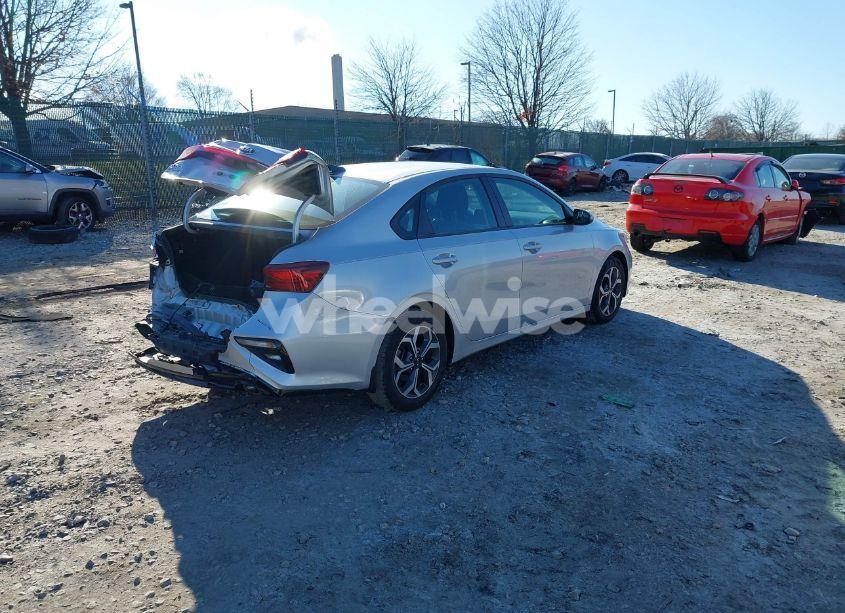 Photo 4 of 2020 Kia Forte LXS (VIN 3KPF24AD9LE196058)