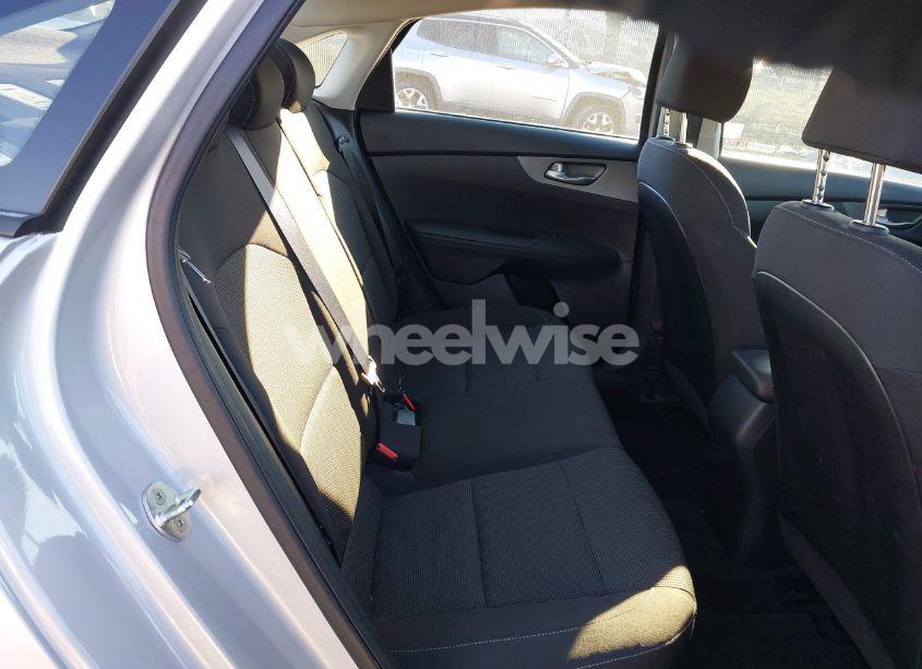 Photo 8 of 2020 Kia Forte LXS (VIN 3KPF24AD9LE196058)