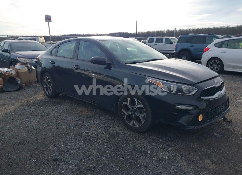 2020 Kia Forte LXS (VIN 3KPF24AD9LE197985) main photo