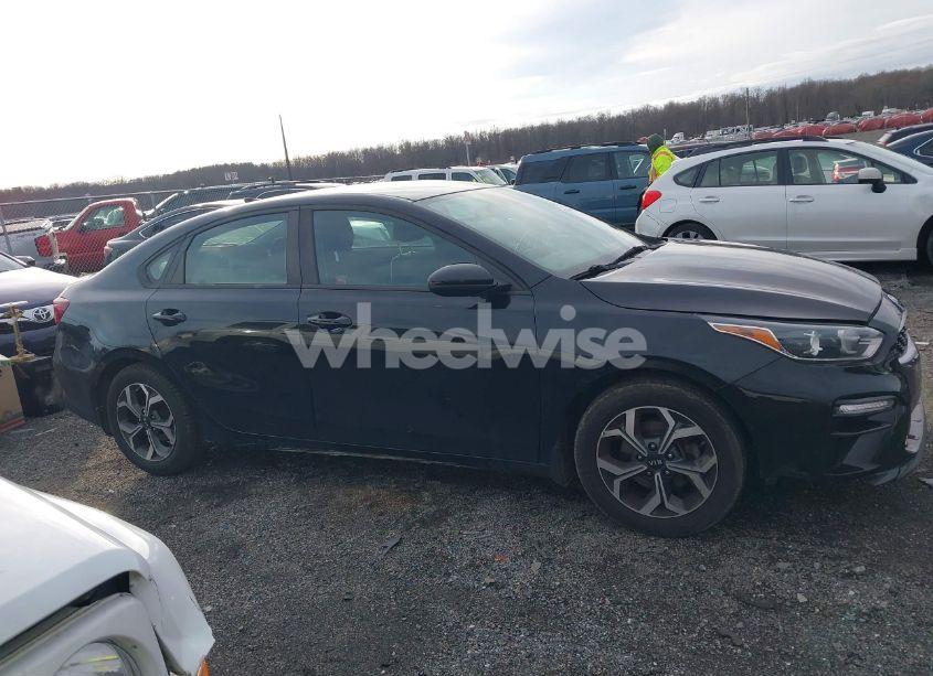 Photo 13 of 2020 Kia Forte LXS (VIN 3KPF24AD9LE197985)