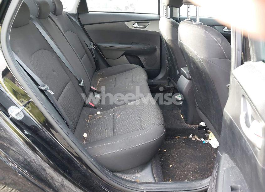 Photo 8 of 2020 Kia Forte LXS (VIN 3KPF24AD9LE197985)