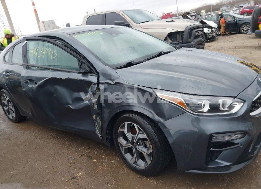 Photo 6 of 2020 Kia Forte LXS (VIN 3KPF24AD9LE204708)