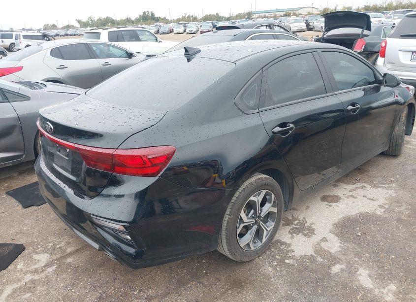 Photo 4 of 2020 Kia Forte LXS (VIN 3KPF24AD9LE215496)