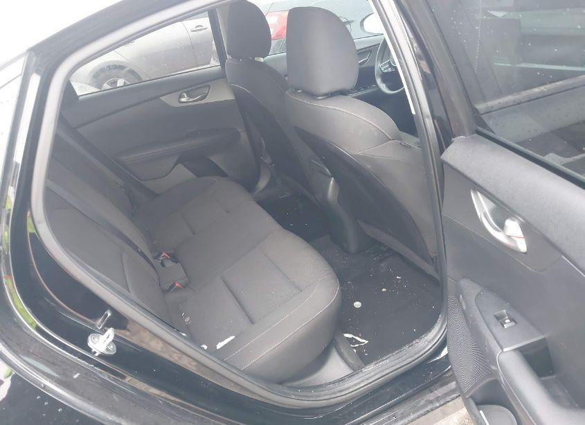 Photo 8 of 2020 Kia Forte LXS (VIN 3KPF24AD9LE215496)