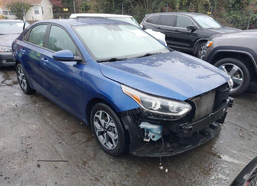 2020 Kia Forte LXS (VIN 3KPF24AD9LE244528) main photo