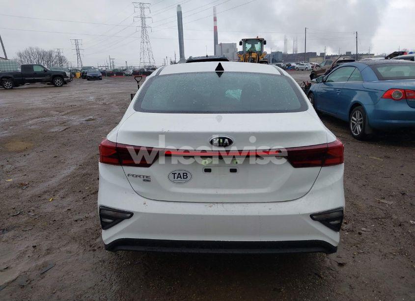 Photo 16 of 2021 Kia Forte FE (VIN 3KPF24AD9ME266451)