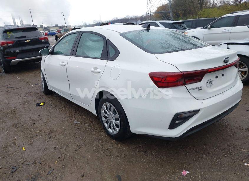 Photo 3 of 2021 Kia Forte FE (VIN 3KPF24AD9ME266451)