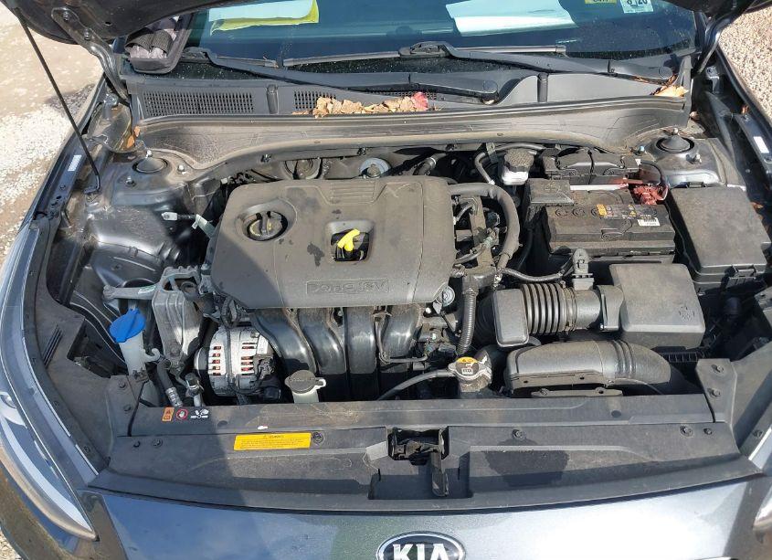 Photo 10 of 2021 Kia Forte LXS (VIN 3KPF24AD9ME284920)