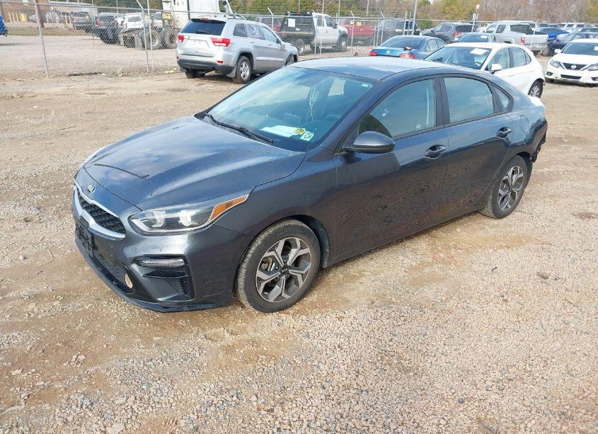 Photo 2 of 2021 Kia Forte LXS (VIN 3KPF24AD9ME284920)