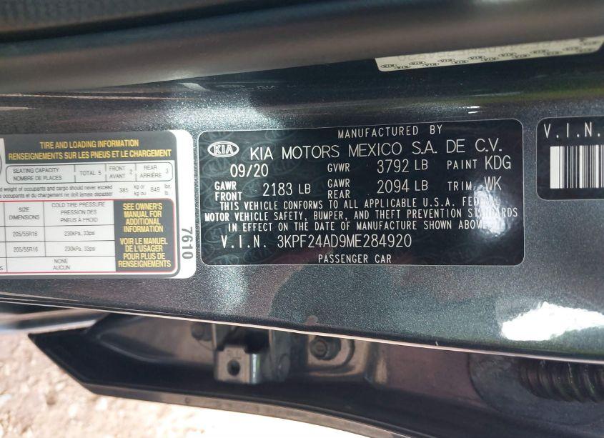 Photo 9 of 2021 Kia Forte LXS (VIN 3KPF24AD9ME284920)