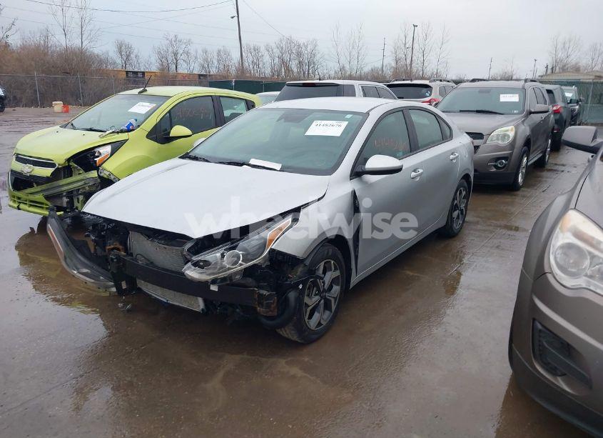 Photo 2 of 2021 Kia Forte LXS (VIN 3KPF24AD9ME300758)