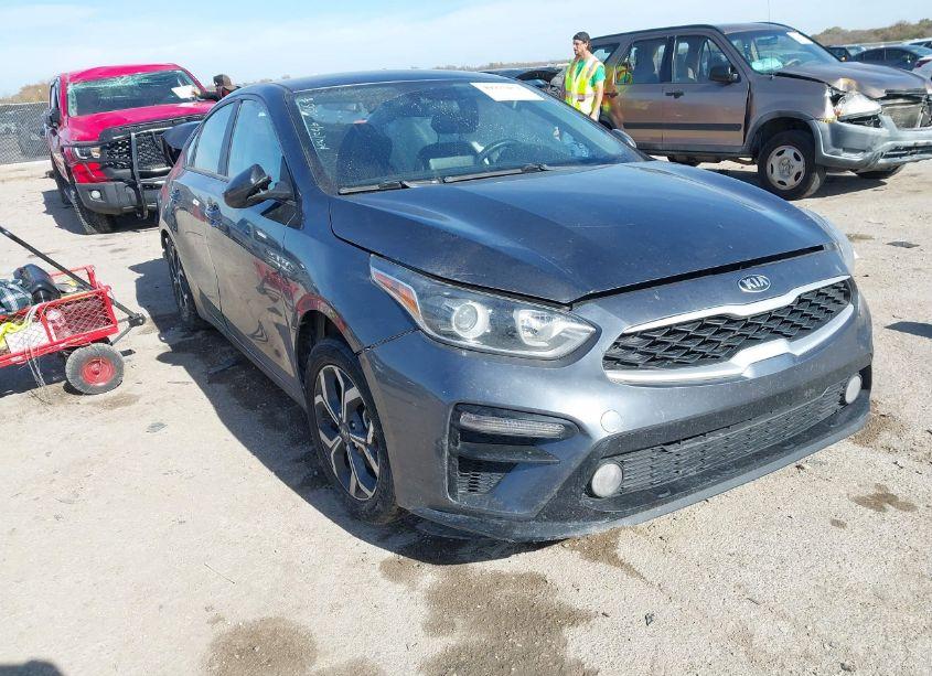 2021 Kia Forte LXS (VIN 3KPF24AD9ME314613) main photo