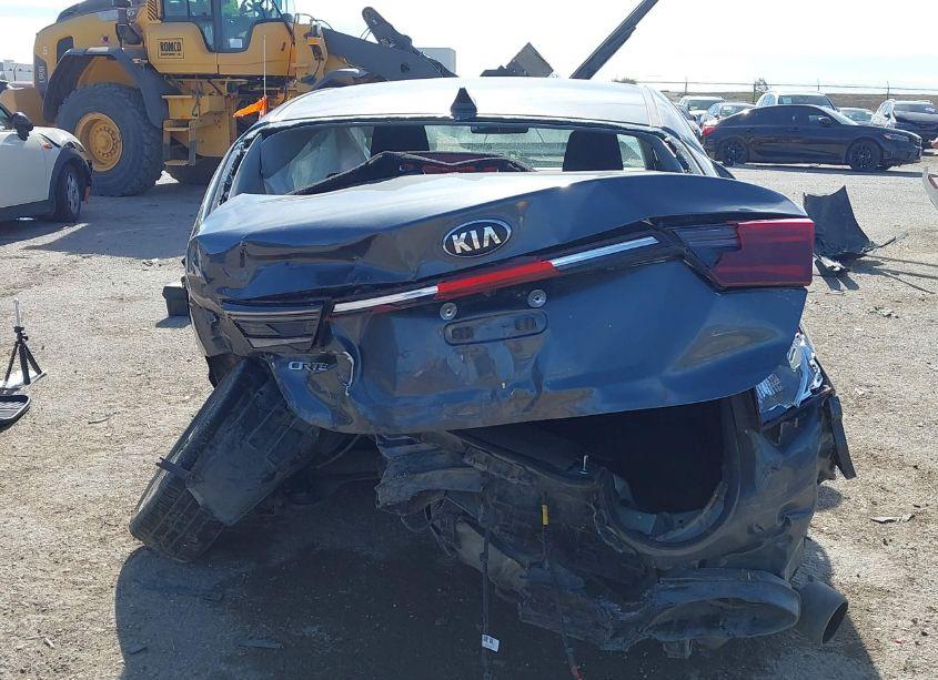 Photo 15 of 2021 Kia Forte LXS (VIN 3KPF24AD9ME314613)